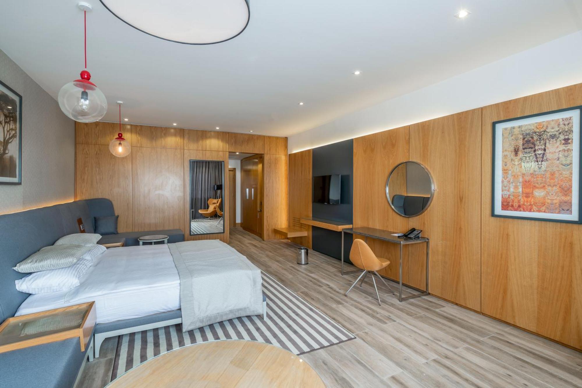 Riviera Royal Hotel Конакрі Екстер'єр фото