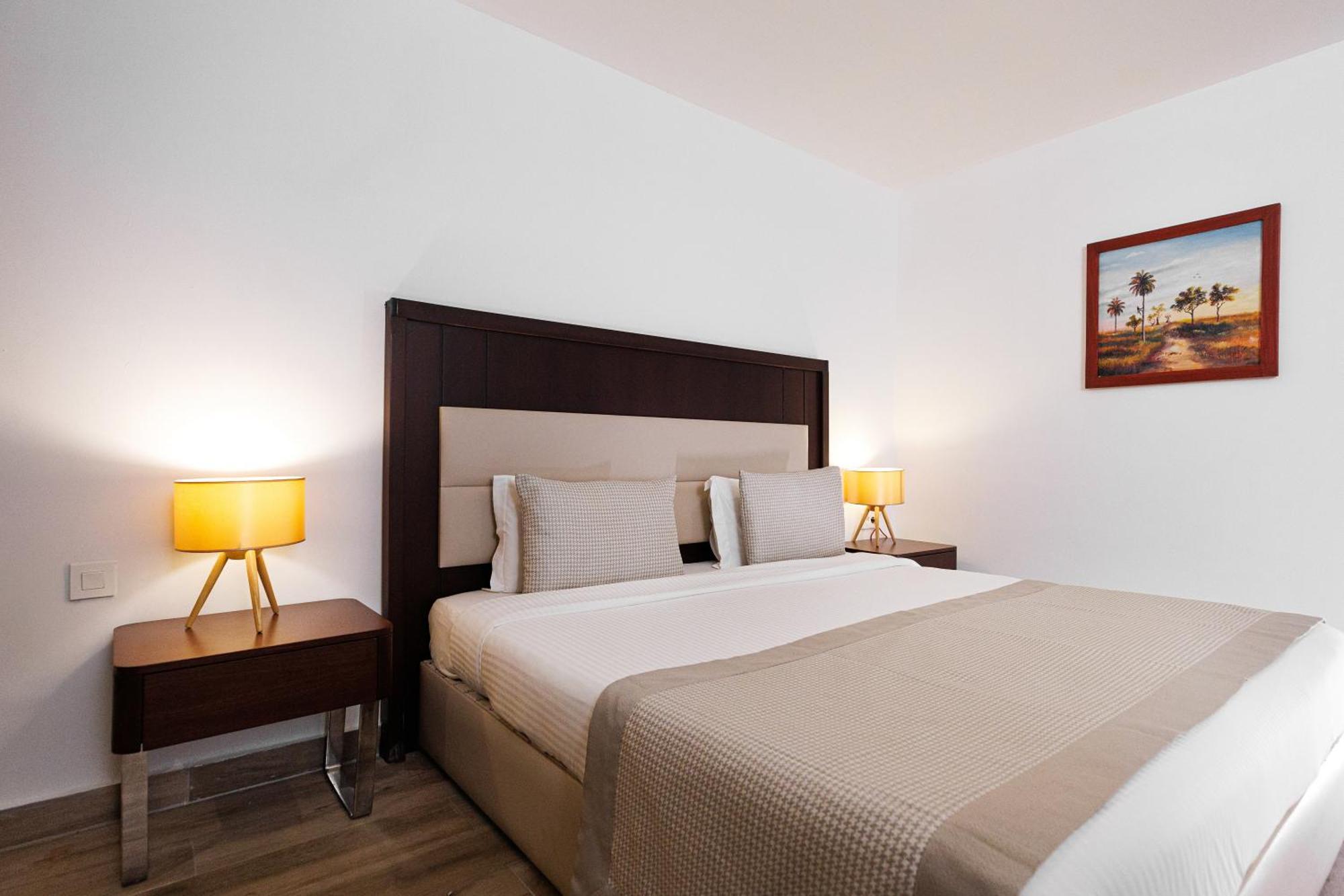 Riviera Royal Hotel Конакрі Екстер'єр фото